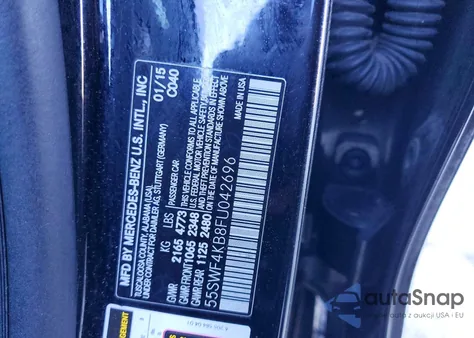 2015 Mercedes-Benz C 300 4Matic z USA, uszkodzony, nr VIN 55SWF4KB8FU042696